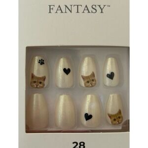 Kiss Voguish Fantasy Short Nails Cat Heart Lover
